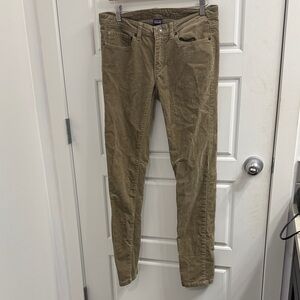 Patagonia Green Corduroy Pants Size 29 Straight Leg Low Rise